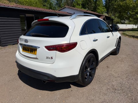 Infiniti FX FX30D 16