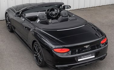 Bentley Continental GT Convertible 11