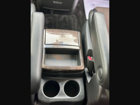 Nissan Elgrand HIGHWAY STAR+GRADE 4B+4WD+WAX OIL+ 42