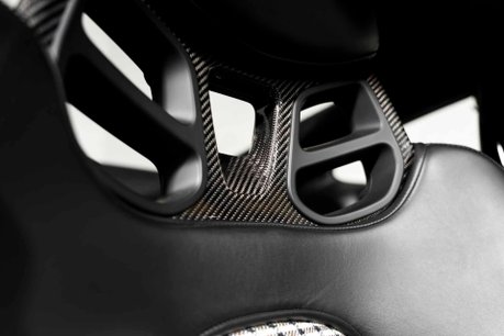 Porsche 911 GT3 TOURING. 1 OF 47 RHD CARS IN THE UK. 1 OF 4 IN CRAYON. HOUNDSTOOTH INTERIOR 24