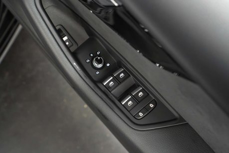 Audi A4 2.0 A4 Black Edition 40 TFSI MHEV Semi-Auto 5dr 33