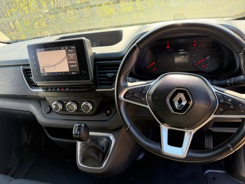 Renault Trafic 2.0 dCi Blue LL30 Extra Sport EDC L2 H1 Euro 6 (s/s) 5dr 10