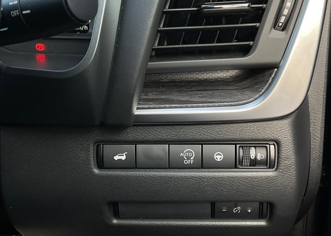 Nissan Qashqai DIG-T TEKNA 27