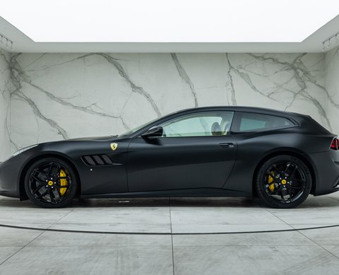 Ferrari GTC4 Lusso T 