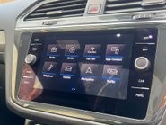 Volkswagen Tiguan 2.0 Tiguan R-Line Tech TDI Semi-Auto 5dr 31