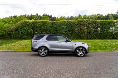 Land Rover Discovery R-DYNAMIC HSE MHEV. 7 SEATS. ELECTRIC TOWBAR. OPENING PANO ROOF. 22S. 2
