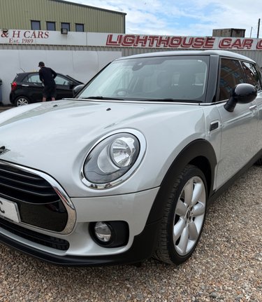 Mini Clubman COOPER CLASSIC LOOK! ONLY 24000 MILES..SAT NAV..CRUISE 18" ALLOYS 3