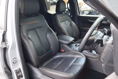 Ford Ranger WILDTRAK ECOBLUE FULLY STYLED WITH BODY COLOURED SNUG TOP 19