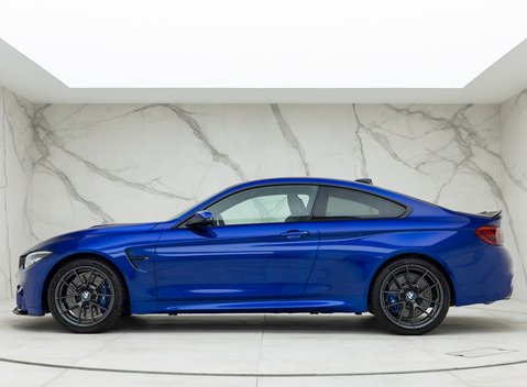 BMW M4 CS 2