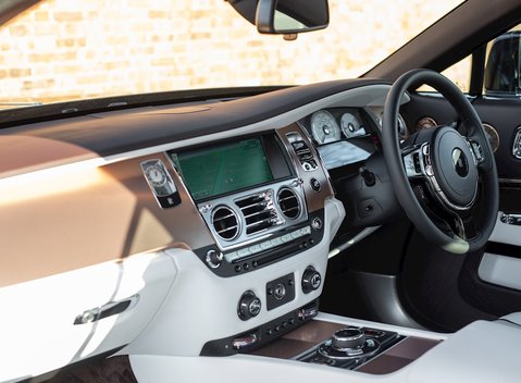 Rolls-Royce Wraith 'Inspired By British Music' Ronnie Wood 18