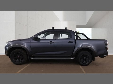 Isuzu D-Max V-Cross | Auto | 1.9 LT | Double Cab | Sensors | Camera | EURO 6 | NO VAT 7