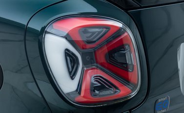 Smart Fortwo Coupe RACING GREEN EDITION 49