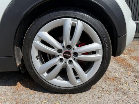 Mini Hatch JOHN COOPER WORKS 15