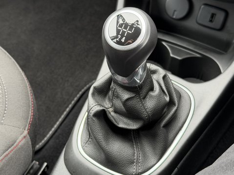 Vauxhall Corsa 1.4 [75] Griffin 5dr 28