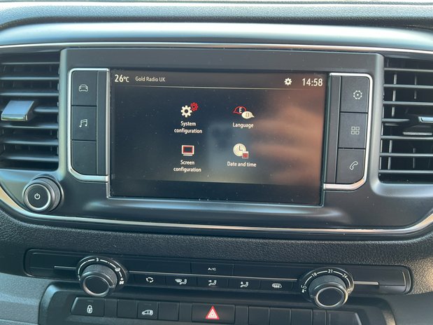 Vauxhall Vivaro SWB L1H1 Low Roof Sportive 2700 Air Con Sensors EURO 6 NO VAT 37