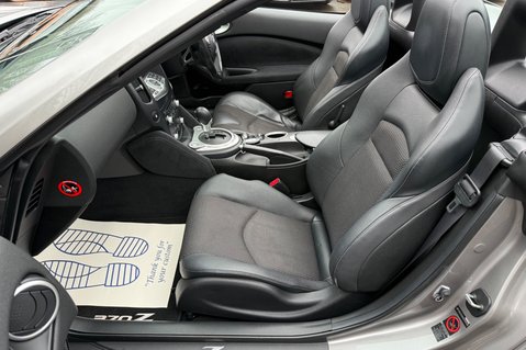 Nissan 370Z V6 GT AUTOMATIC ROADSTER - VERY RARE AUTO CONVERTIBLE 3