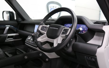 Land Rover Defender 110 D250 x-Dynamic HSE - 1 Owner 6