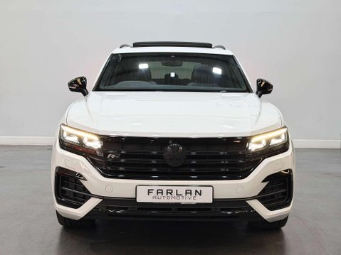 Volkswagen Touareg 3.0 TDI V6 Black Edition SUV 5dr Diesel Tiptronic 4Motion Euro 6 (s/s) (286 12