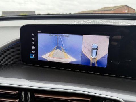 Mercedes-Benz EQC EQC 400 80kWh AMG Line (Premium Plus) SUV 5dr Electric Auto 4MATIC (408 ps) 46