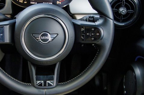 Mini Hatch COOPER EXCLUSIVE 19