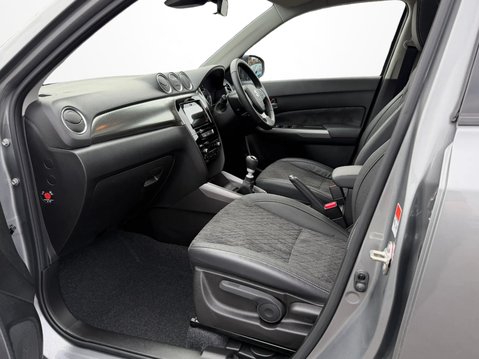 Suzuki Vitara 1.4 Boosterjet 48V Hybrid SZ5 5dr 2
