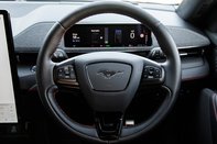 Ford Mustang Mach-E BASE 16
