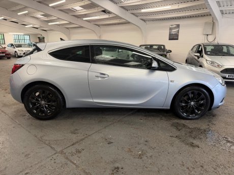 Vauxhall Astra GTC 1.4T 16V SRi Euro 5 (s/s) 3dr 6