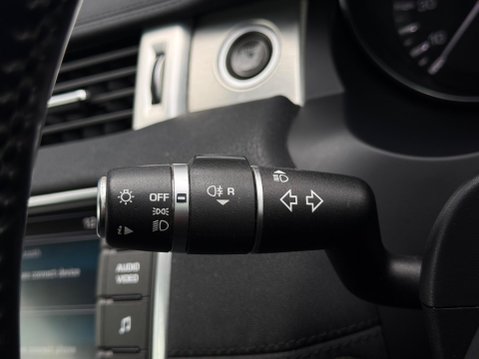 Land Rover Range Rover Evoque 2.2 SD4 Pure Auto 4WD Euro 5 (s/s) 5dr 94