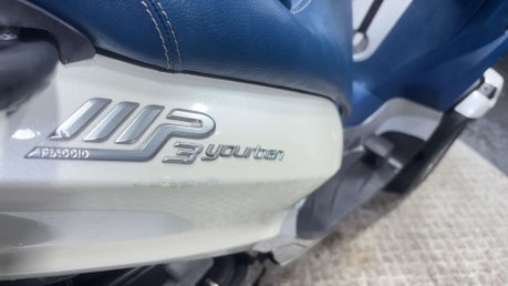 Piaggio MP3 YOURBAN LT 2015 3K NEW MOT NEW TYRES TRIKE 3 WHEELER 300CC 20
