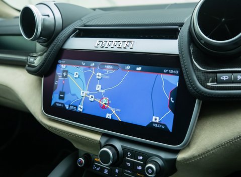 Ferrari GTC4 Lusso V12 19