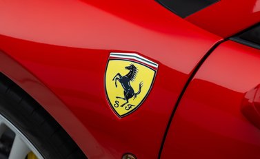 Ferrari 488 SPIDER 33