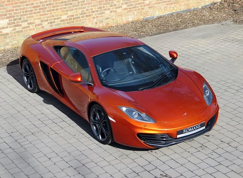 McLaren MP4-12C 3
