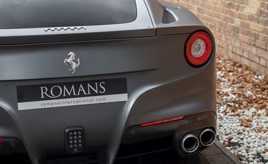 Ferrari F12 Berlinetta 23