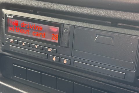 Iveco Daily 70C18V Welfare Unit - Tail Lift / Toilet / 7 Seats / Air Con 33