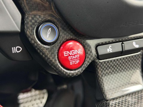 Ferrari 812 Superfast 6.5 V12 Coupe 2dr Petrol F1 DCT Euro 6 (s/s) (800 ps) 65