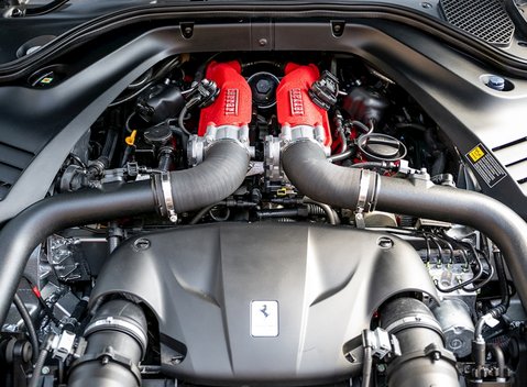 Ferrari California T 30