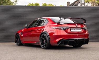 Alfa Romeo Giulia GTAm 4