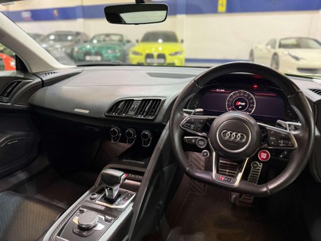 Audi R8 5.2 FSI V10 Plus S Tronic quattro Euro 6 (s/s) 2dr 