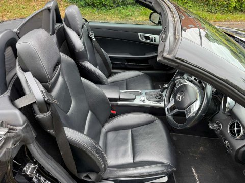 Mercedes-Benz SLK 3.5 SLK350 AMG Sport BlueEfficiency Auto 2dr 11