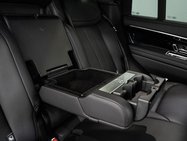 Land Rover Range Rover 3.0 D300 MHEV HSE SUV 5dr Diesel Auto 4WD Euro 6 (s/s) (300 ps) 33