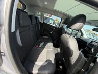 Peugeot 2008 ALLURE PREMIUM 18