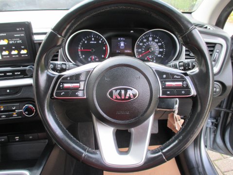 Kia Ceed 1.6 CRDi 2 NAV Sportswagon Euro 6 (s/s) 5dr 18