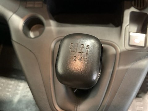 Peugeot Partner BLUEHDI PROFESSIONAL PREMIUM PLUS L1 17