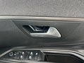 Peugeot 5008 1.2 PureTech Allure EAT Euro 6 (s/s) 5dr 37