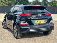 Hyundai KONA PREMIUM 2