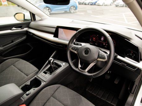 Volkswagen Golf LIFE TSI