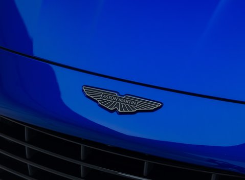 Aston Martin DB12 V8 27