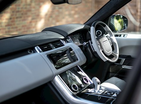 Land Rover Range Rover Sport SVR 15
