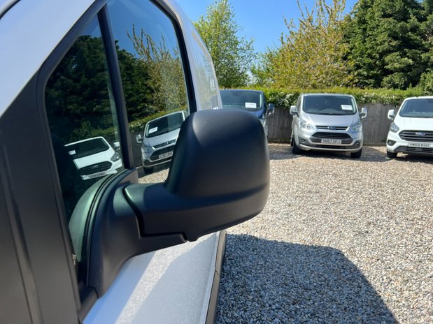 Citroen Berlingo AUTO SWB (SOLD) L1H1 Enterprise 1000 A/C Camera Nav Sensors EURO 6 NO VAT 20