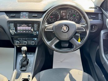 Skoda Octavia 1.6 TDI S DSG Euro 5 (s/s) 5dr